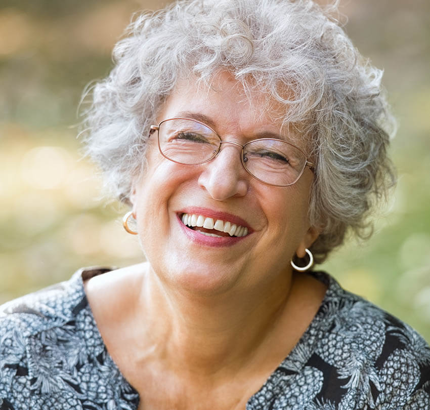 Knock Years Off Your Appearance With Altamonte Springs Dentures
